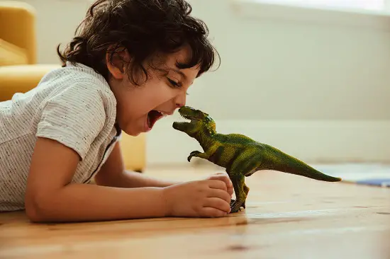 What Age Can Kids Learn About Dinosaurs